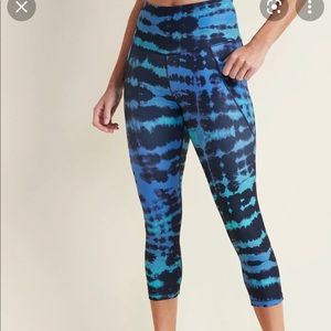 Old Navy Womens High-Waisted Elevate Powersoft Side-Pocket Crop Leggings Size M